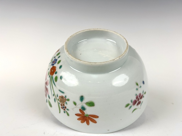 古玩陶瓷清早期·粉彩花卉碗拍賣，當前價格99元