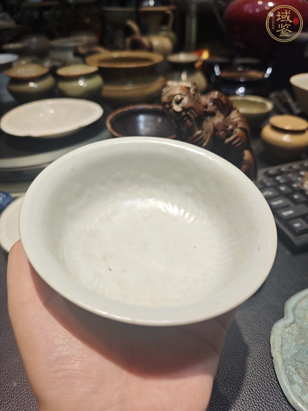 古玩陶瓷樞府釉印花碗真品鑒賞圖