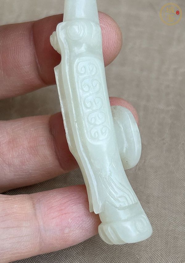 古玩玉器玉螳螂帶鉤真品鑒賞圖