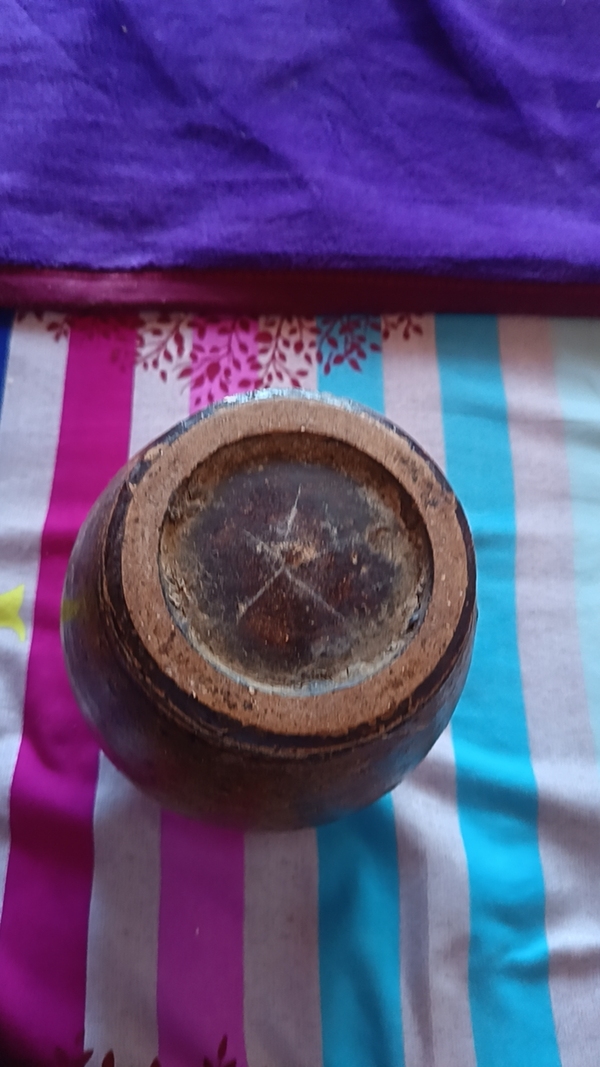 古玩轉(zhuǎn)賣民國磁州窯系褐釉罐拍賣，當前價格0元