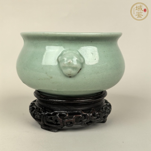 古玩陶瓷晚清民國 青釉獸耳爐真品鑒賞圖