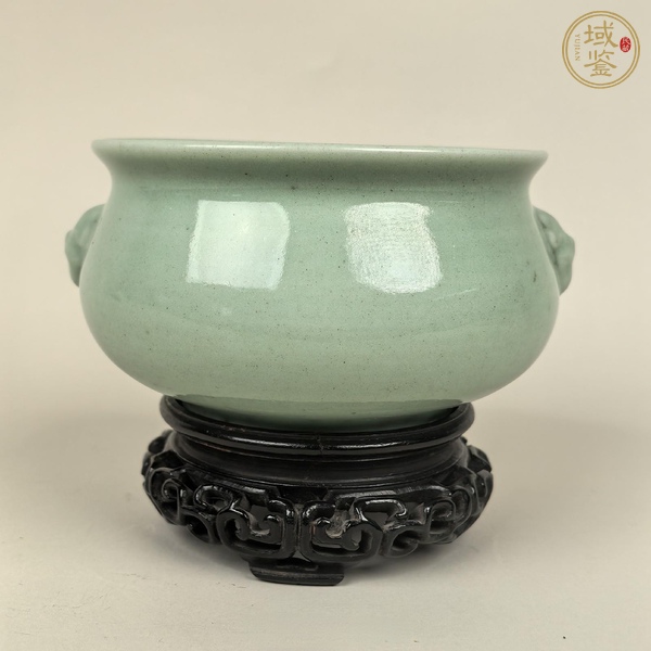 古玩陶瓷晚清民國 青釉獸耳爐真品鑒賞圖