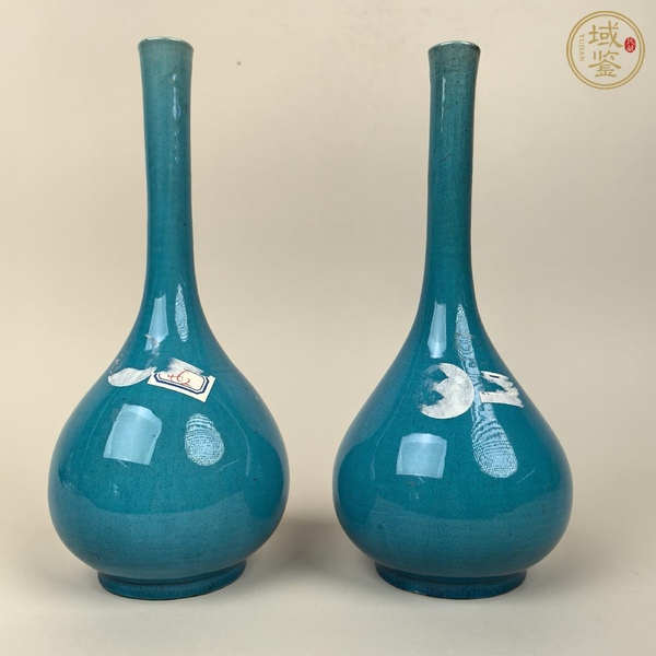 古玩陶瓷清晚期 孔雀藍(lán)釉長(zhǎng)頸瓶一對(duì)真品鑒賞圖