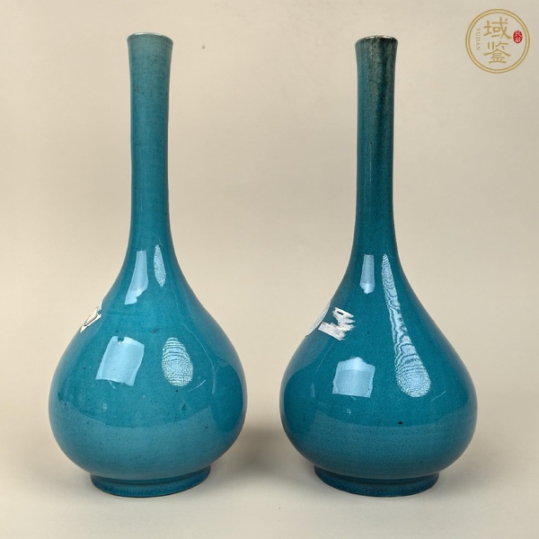 古玩陶瓷清晚期 孔雀藍(lán)釉長(zhǎng)頸瓶一對(duì)真品鑒賞圖