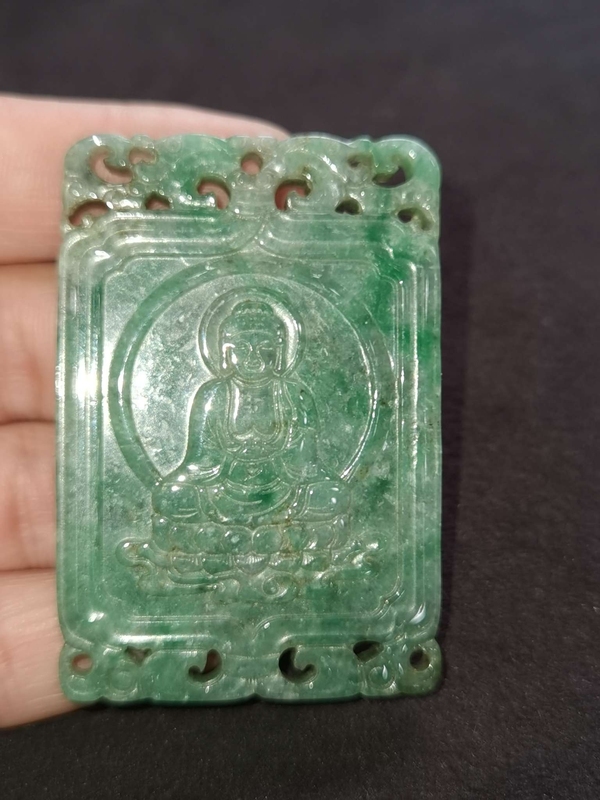 古玩玉器翡翠雕“佛牌”拍賣，當前價格3600元