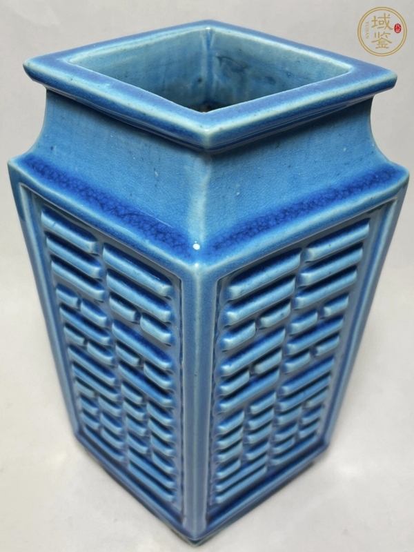 古玩陶瓷民國(guó)孔雀藍(lán)釉八卦棱形瓶真品鑒賞圖