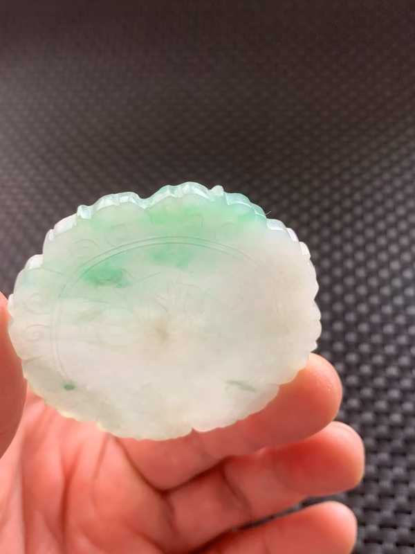 古玩玉器清代翡翠雕“福壽將軍扣”拍賣，當前價格13000元
