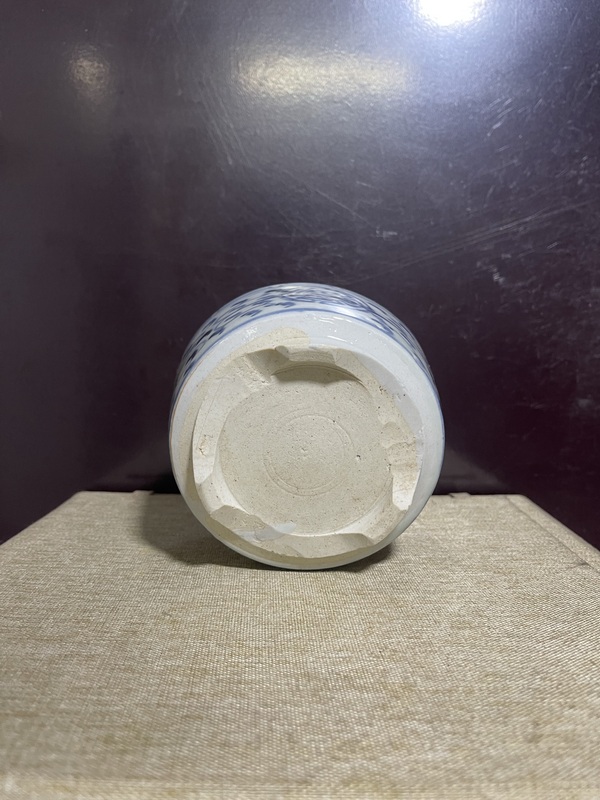 古玩陶瓷清，青花八寶纏枝蓮?fù)矤t。拍賣(mài)，當(dāng)前價(jià)格1680元
