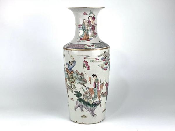 古玩陶瓷清晚期·粉彩八仙人物紋棒槌瓶拍賣，當前價格1776元