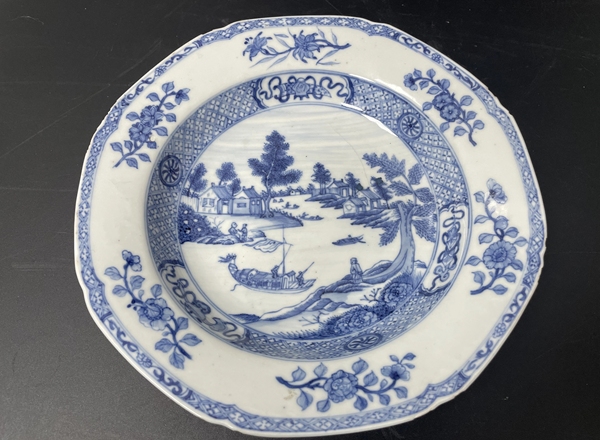 古玩陶瓷山水紋青花盤拍賣，當前價格88元