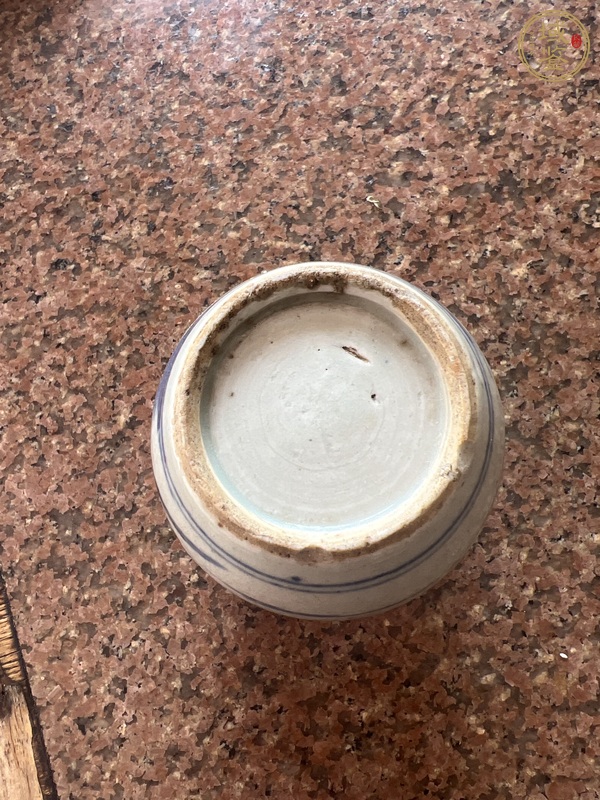 古玩陶瓷山水紋青花罐真品鑒賞圖