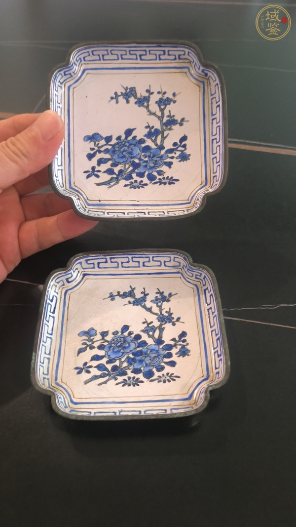 古玩陶瓷銅胎畫琺瑯花卉紋盤真品鑒賞圖