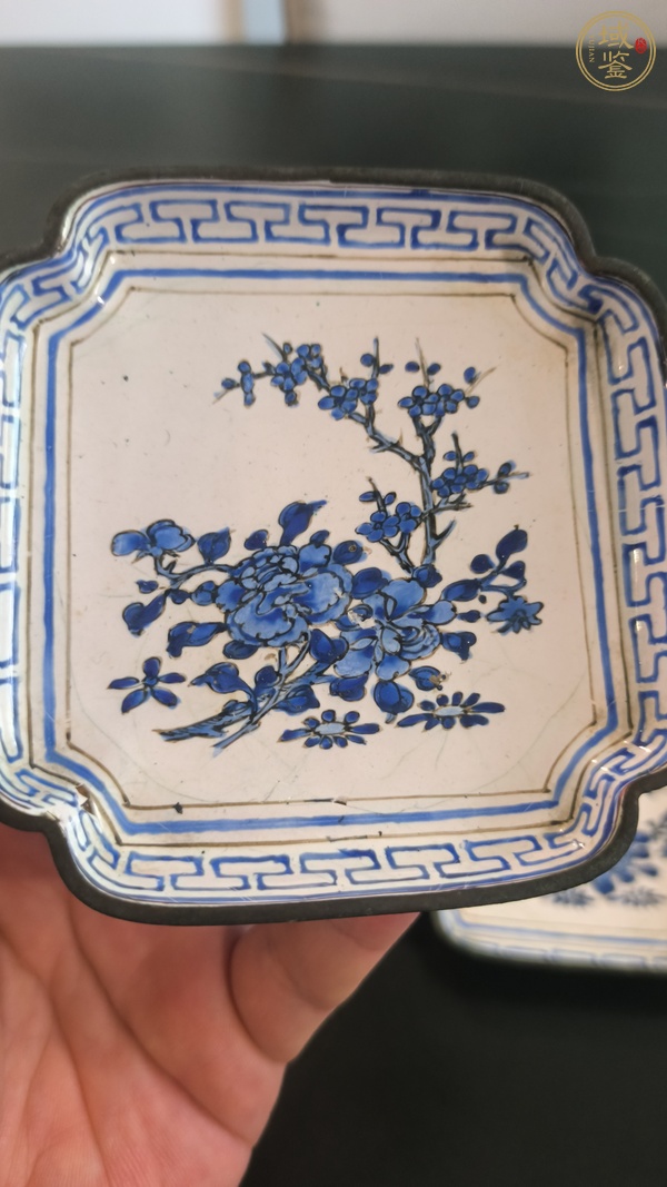 古玩陶瓷銅胎畫琺瑯花卉紋盤真品鑒賞圖