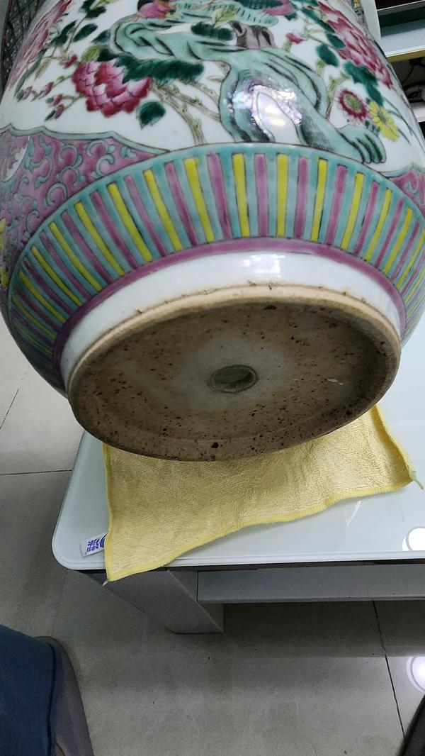 古玩陶瓷清晚期胭脂紅開窗粉彩孔雀牡丹大花盆拍賣，當(dāng)前價(jià)格12800元