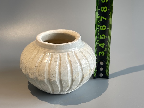 古玩陶瓷白釉瓜棱水盂拍賣，當前價格900元