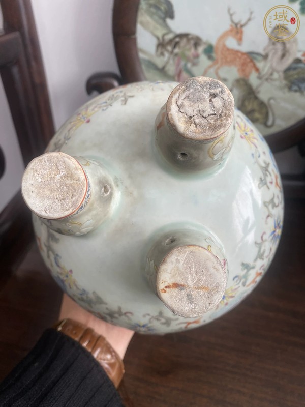 古玩陶瓷粉彩八吉祥花卉紋三足爐真品鑒賞圖