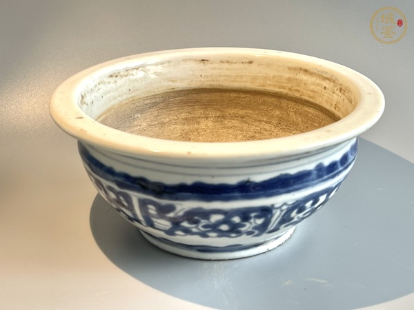 古玩青花夔龍紋爐真品鑒賞圖