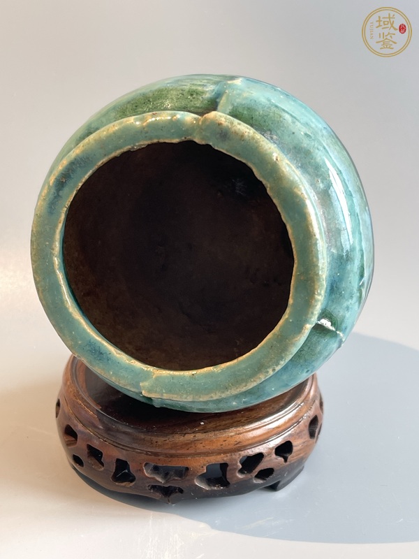 古玩陶瓷綠釉罐真品鑒賞圖