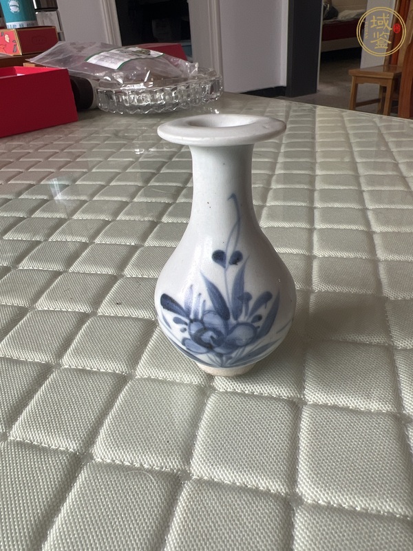 古玩花卉紋青花玉壺春瓶真品鑒賞圖