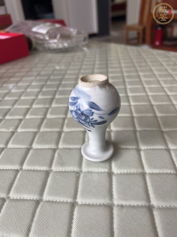 古玩陶瓷花卉紋青花玉壺春瓶真品鑒賞圖