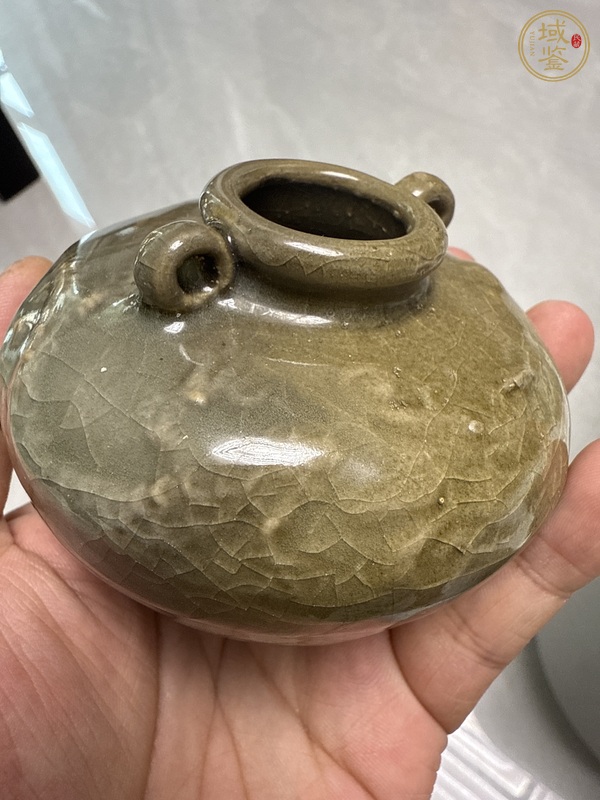 古玩陶瓷龍泉青瓷龍紋水盂真品鑒賞圖