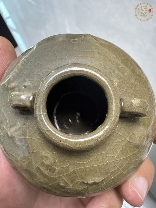 古玩陶瓷龍泉青瓷龍紋水盂真品鑒賞圖