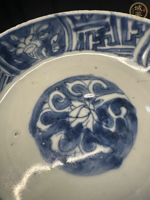 古玩陶瓷青花盤真品鑒賞圖