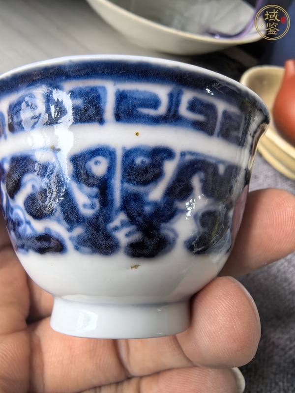 古玩陶瓷青花夔龍紋茶杯真品鑒賞圖