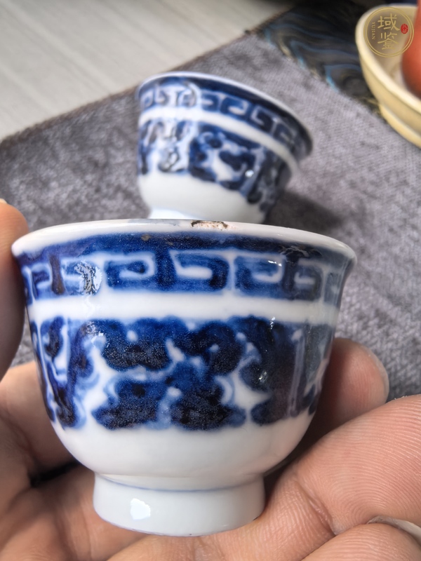 古玩陶瓷青花夔龍紋茶杯真品鑒賞圖