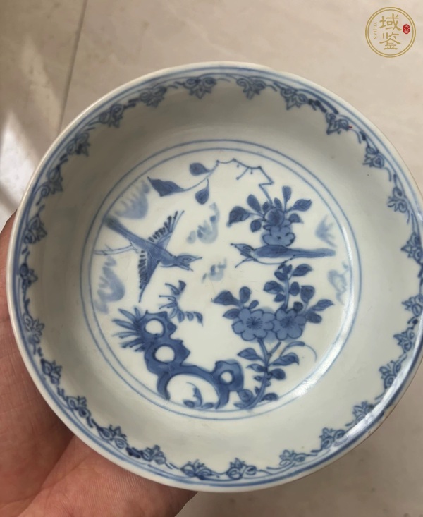 古玩陶瓷花鳥紋青花盤真品鑒賞圖