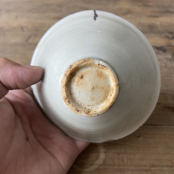 古玩陶瓷南宋青白釉刻花茶盞拍賣，當(dāng)前價(jià)格900元