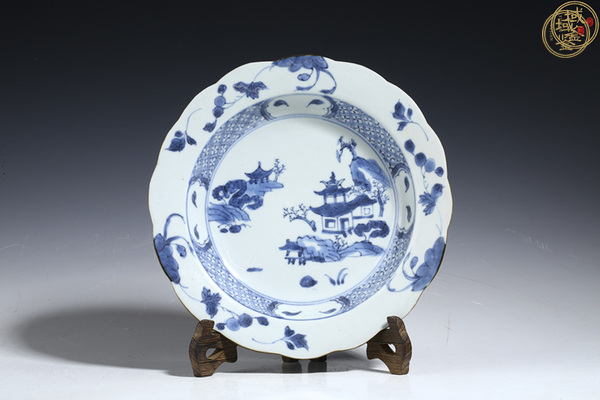 古玩清早期·“南京號(hào)”青花亭臺(tái)風(fēng)景圖花口盤(pán)真品鑒賞圖