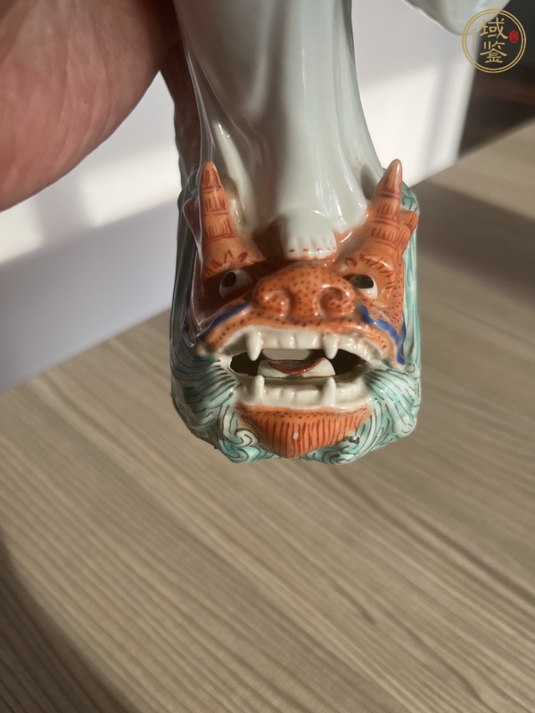 古玩陶瓷白釉菩薩造像真品鑒賞圖