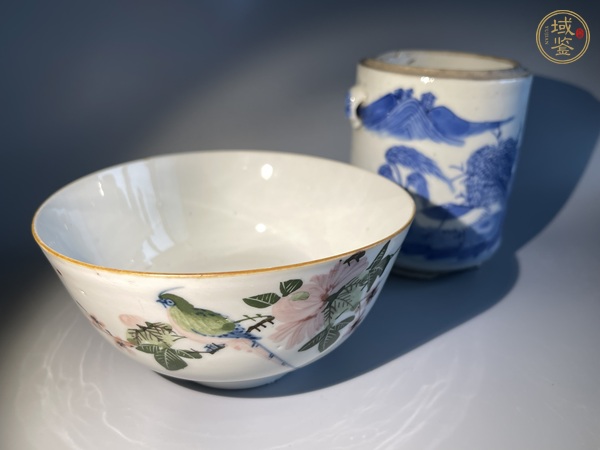 古玩陶瓷釉下彩花鳥紋茶碗真品鑒賞圖
