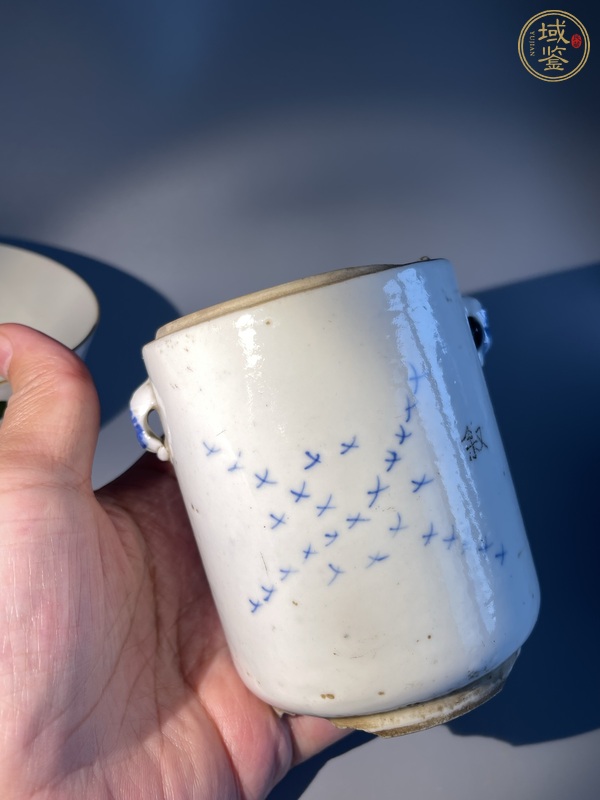 古玩陶瓷釉下彩花鳥紋茶碗真品鑒賞圖