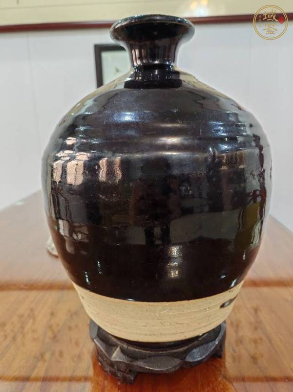 古玩陶瓷山西臨汾窯黑釉瓶真品鑒賞圖