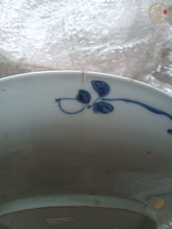 古玩陶瓷青花花卉紋盤真品鑒賞圖