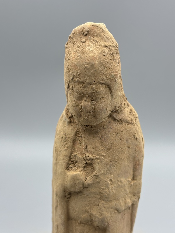 古玩陶瓷唐代·披風(fēng)俑拍賣，當(dāng)前價格160元