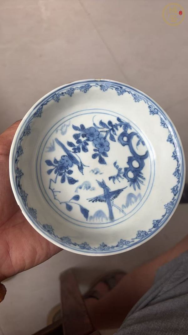 古玩陶瓷花鳥紋青花盤真品鑒賞圖