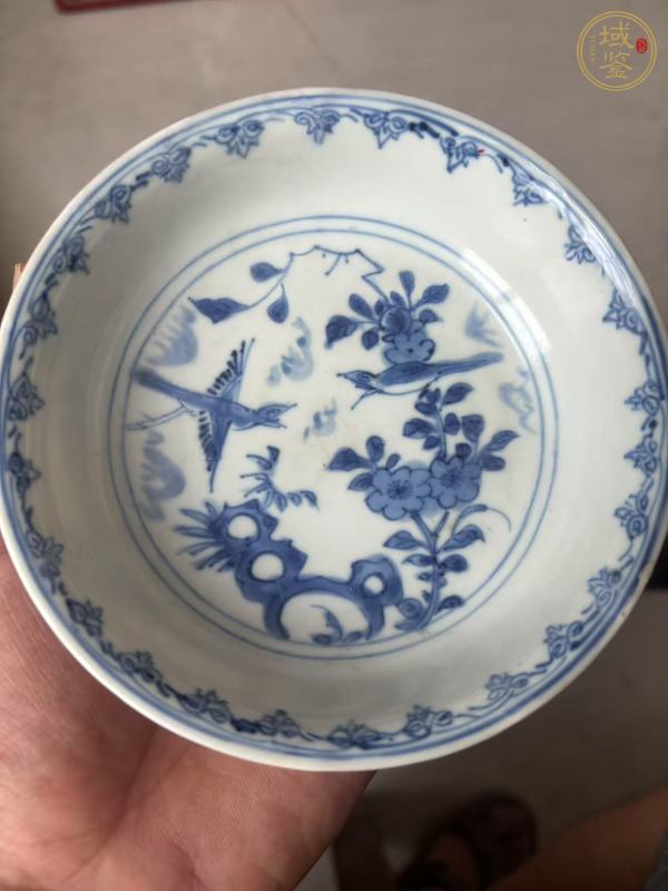 古玩陶瓷花鳥紋青花盤真品鑒賞圖