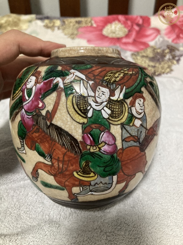 古玩陶瓷晚清五彩鐵骨泥人物刀馬旦罐真品鑒賞圖
