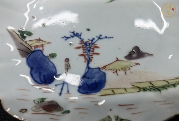 古玩陶瓷明天啟 青花五彩山水紋花口盤真品鑒賞圖