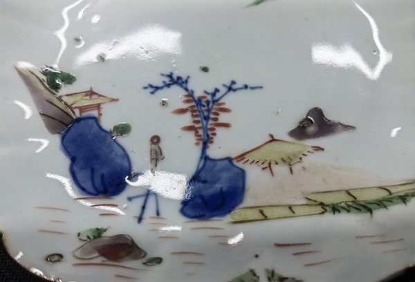 古玩陶瓷明晚期 青花五彩山水紋花口盤拍賣，當(dāng)前價(jià)格5000元