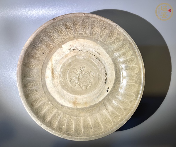 古玩陶瓷青白釉印刻花盤真品鑒賞圖