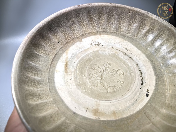 古玩陶瓷青白釉印刻花盤真品鑒賞圖