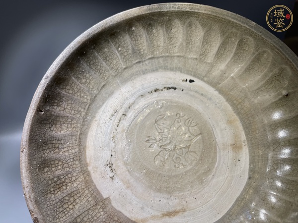 古玩陶瓷青白釉印刻花盤真品鑒賞圖
