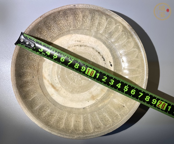 古玩陶瓷青白釉印刻花盤真品鑒賞圖