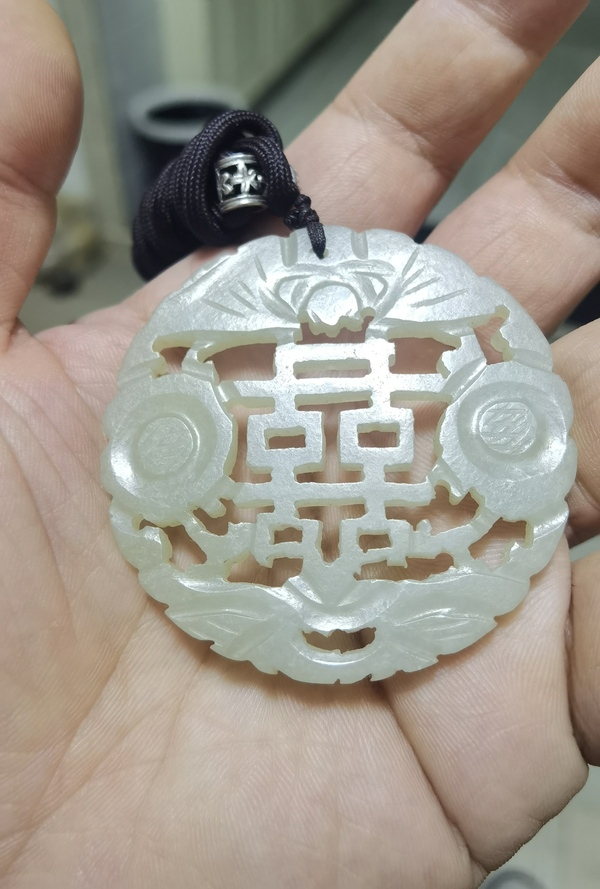 古玩玉器清 白玉和田玉佩拍賣，當(dāng)前價格4000元