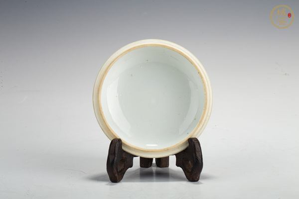古玩陶瓷清康熙·青花花卉紋蓋盒真品鑒賞圖