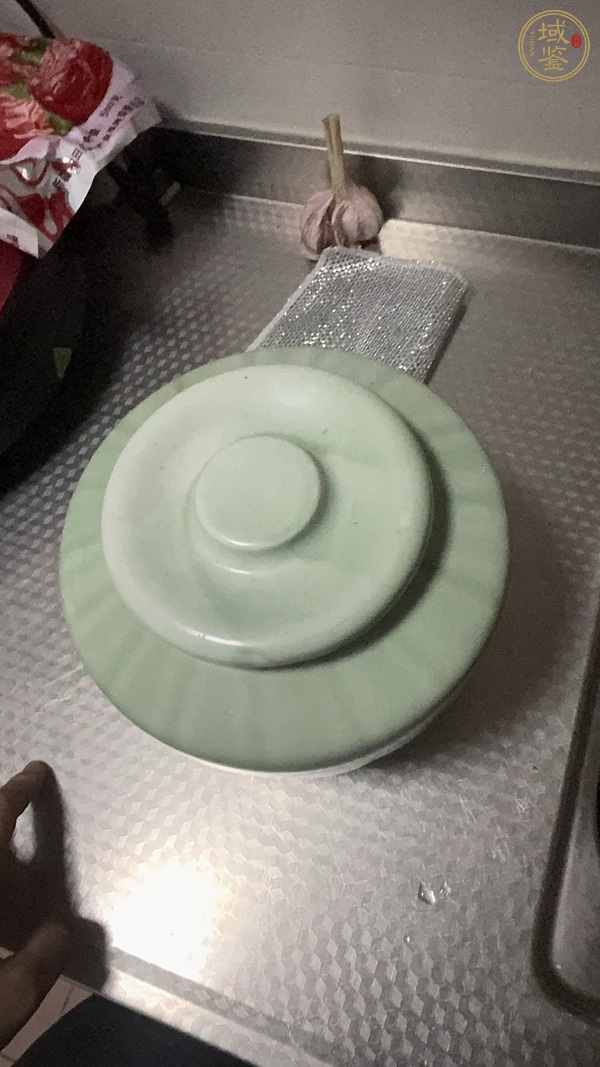 古玩陶瓷綠釉蓋罐真品鑒賞圖